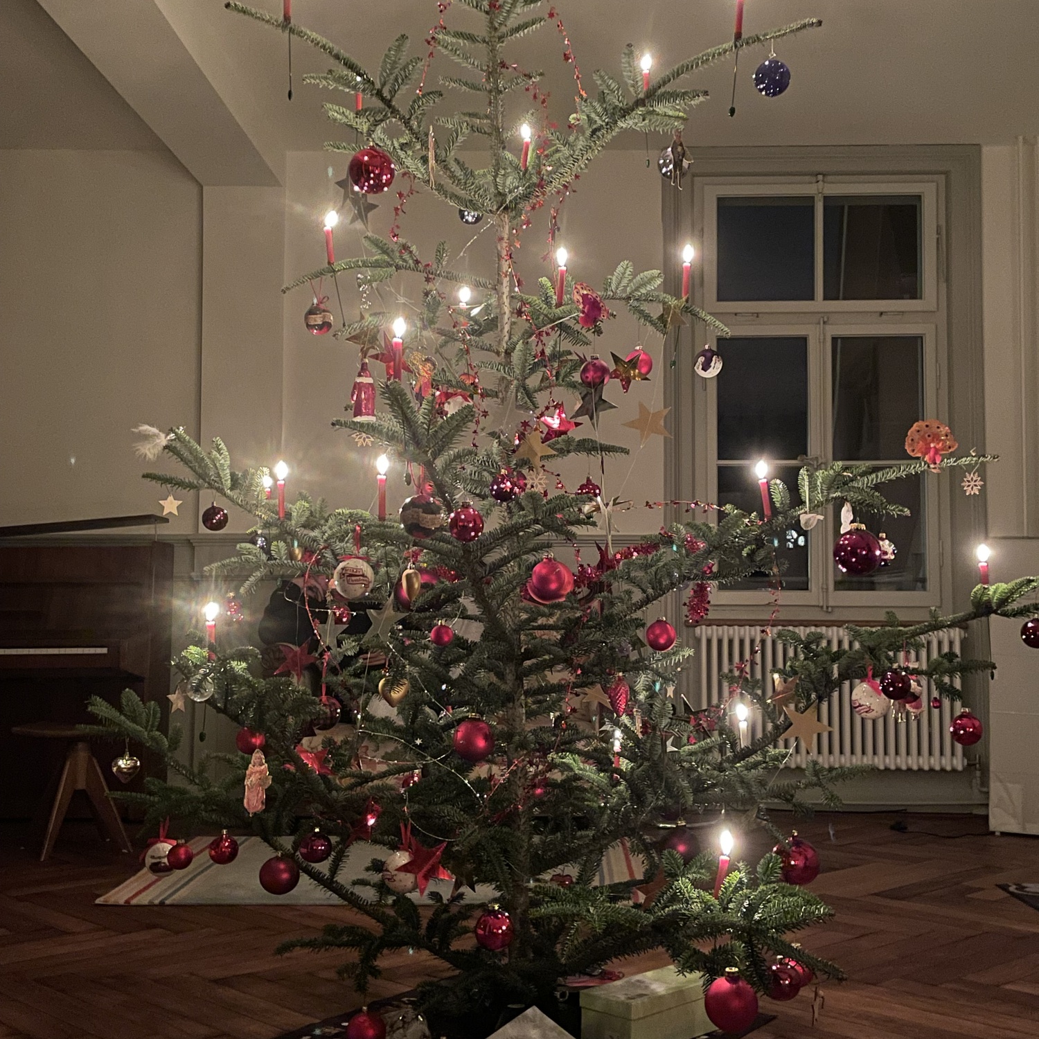 Tee Degustation & Imbiss bei Kerzenschein unter dem Tannenbaum mit Anette Keo